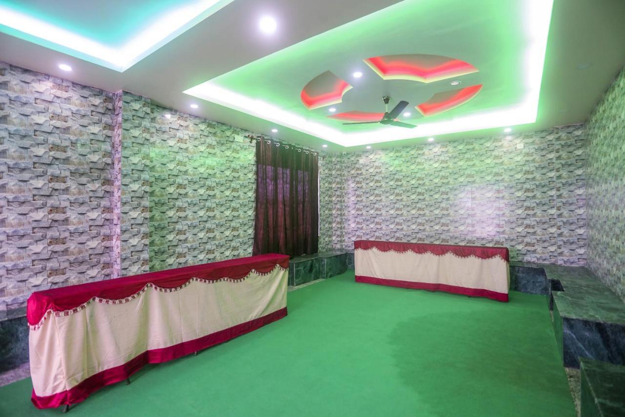 Oyo 60771 New Puri Hotel Ngoại thất bức ảnh