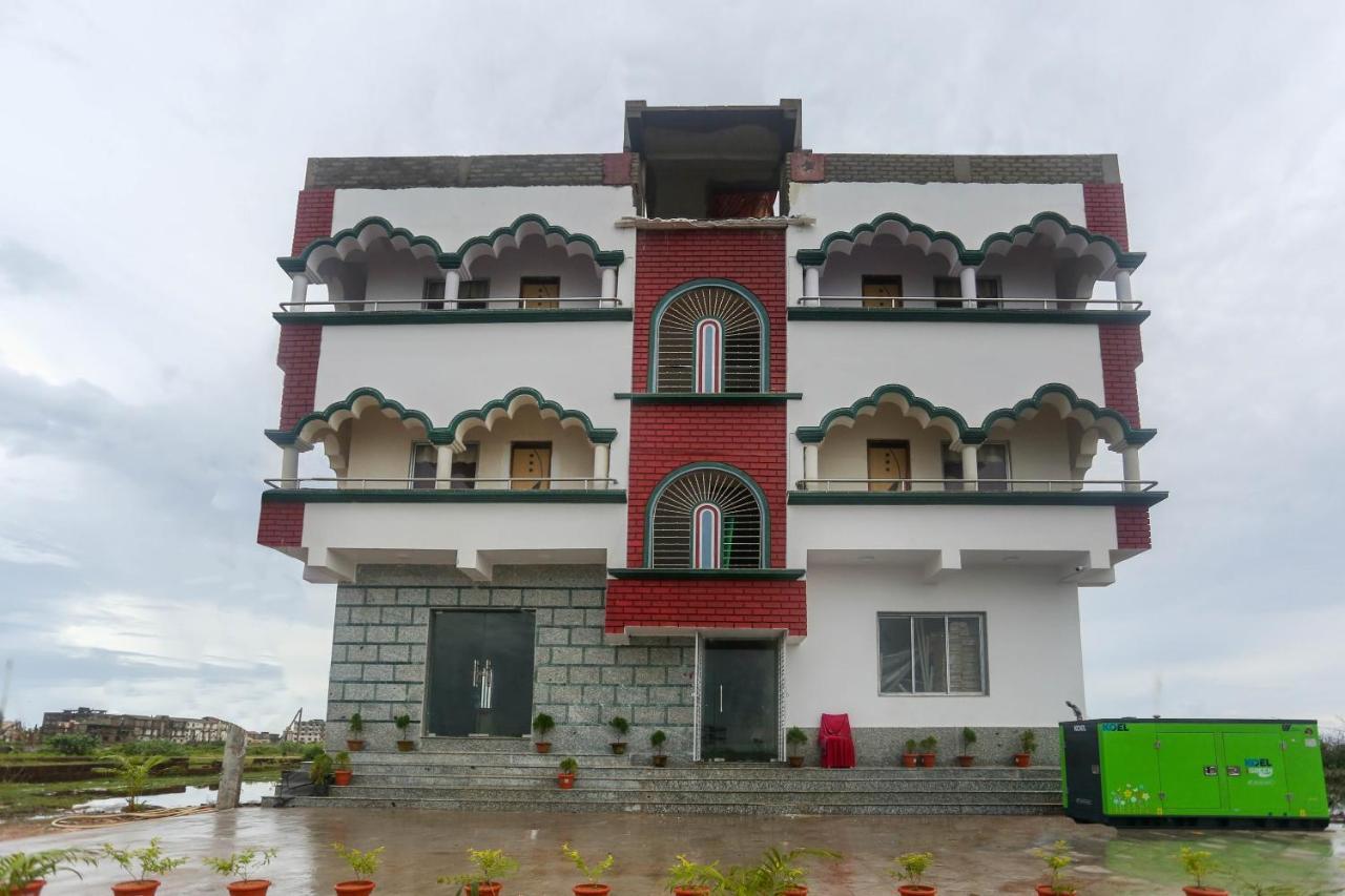 Oyo 60771 New Puri Hotel Ngoại thất bức ảnh