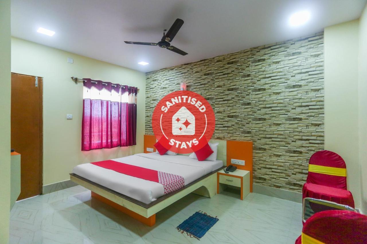 Oyo 60771 New Puri Hotel Ngoại thất bức ảnh