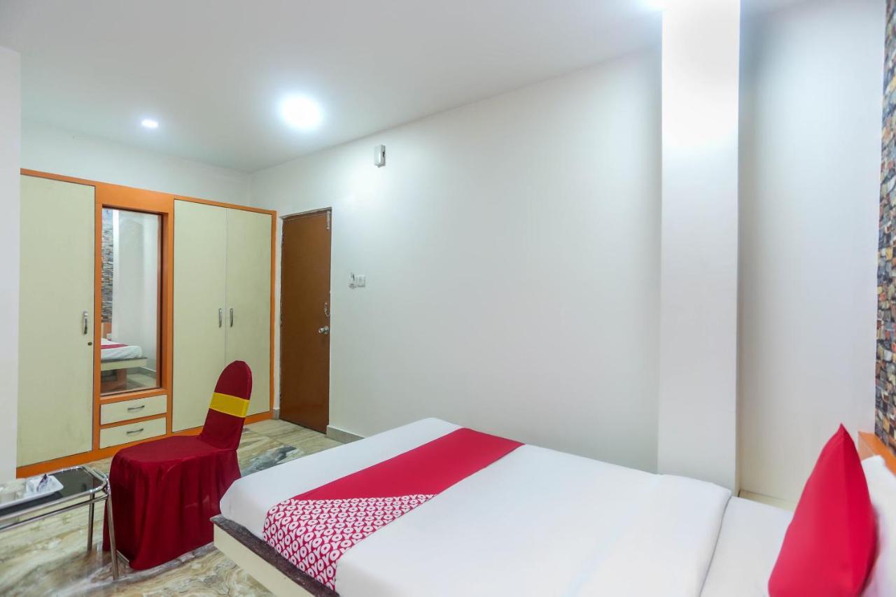 Oyo 60771 New Puri Hotel Ngoại thất bức ảnh