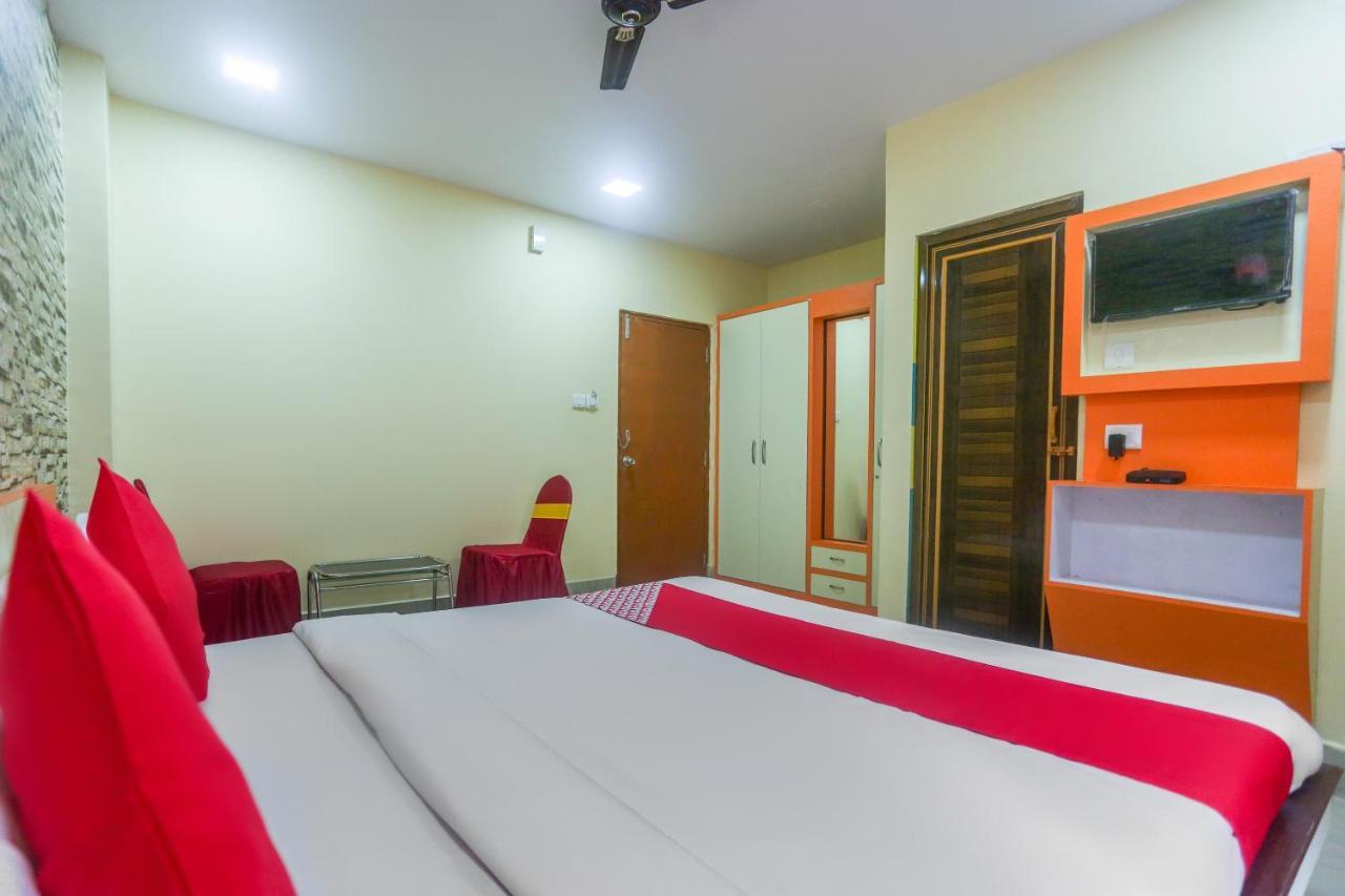Oyo 60771 New Puri Hotel Ngoại thất bức ảnh